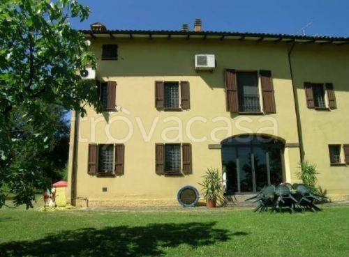 Villa Bifamiliare in vendita a Castelvetro di Modena via Sinistra Guerro, 49