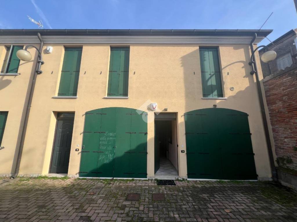 Appartamento in vendita ad Arquà Polesine piazza Umberto I, 1