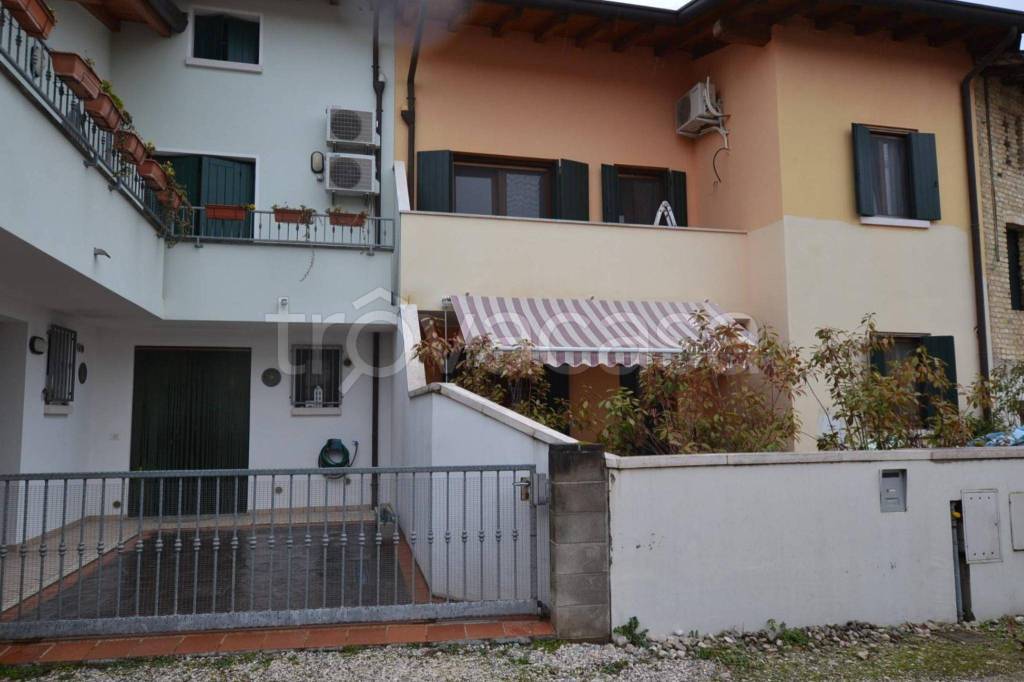 Appartamento in vendita a Cordenons via Monte Grappa, 57/c