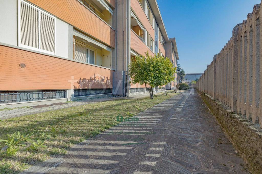 Appartamento in vendita a Mandello del Lario via Alla Stazione, 23826 Mandello del Lario lc, Italia