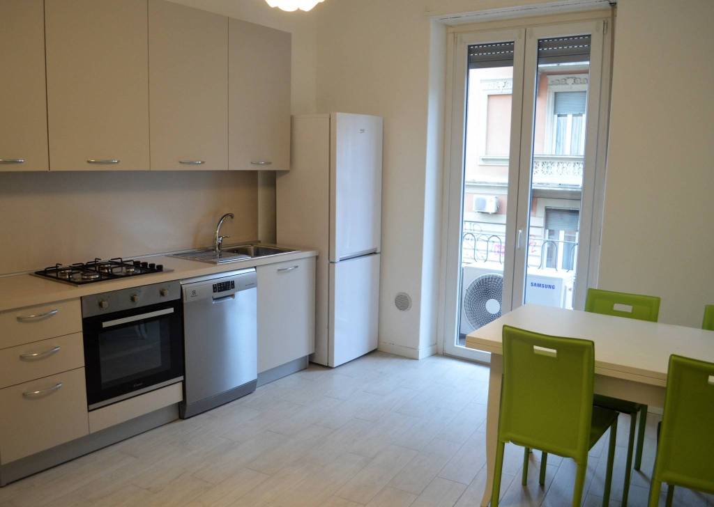 Appartamento in affitto a Milano via Giovanni Pezzotti, 46