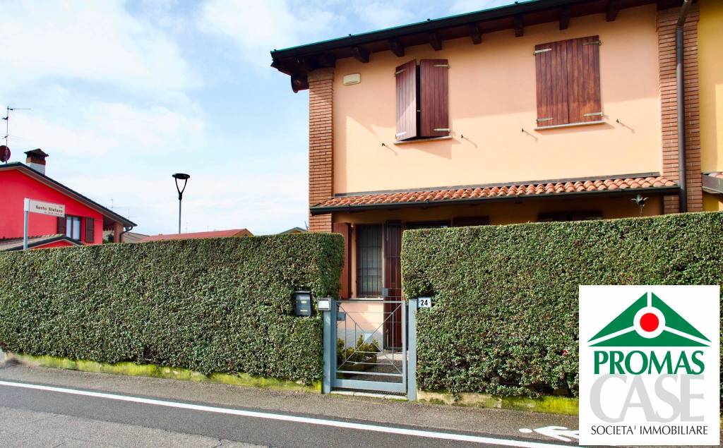 Villa a Schiera in vendita a Misano di Gera d'Adda via Santo Stefano