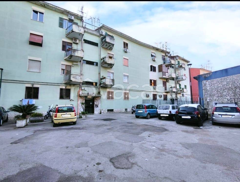 Appartamento in vendita a Napoli via Monte Tifata, 15