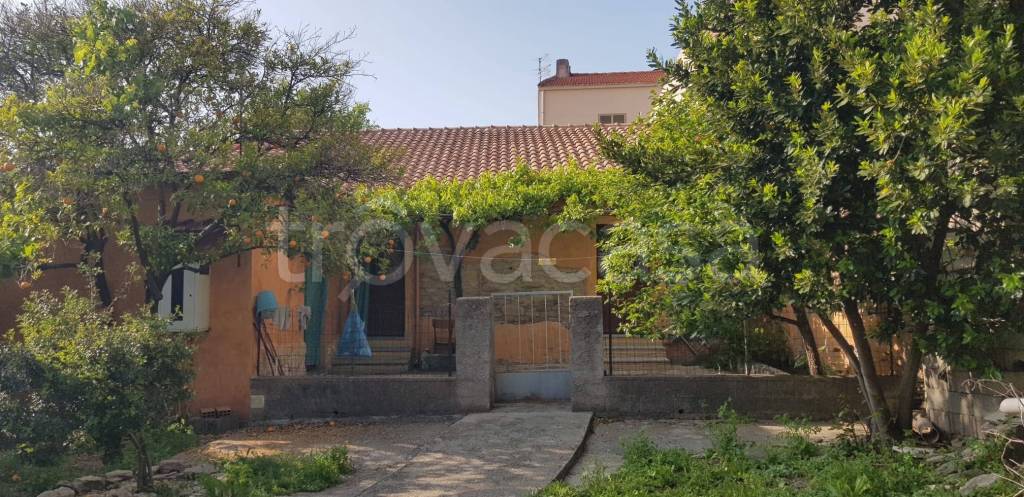 Villa in in vendita da privato a San Basilio via Monte Granatico, 12