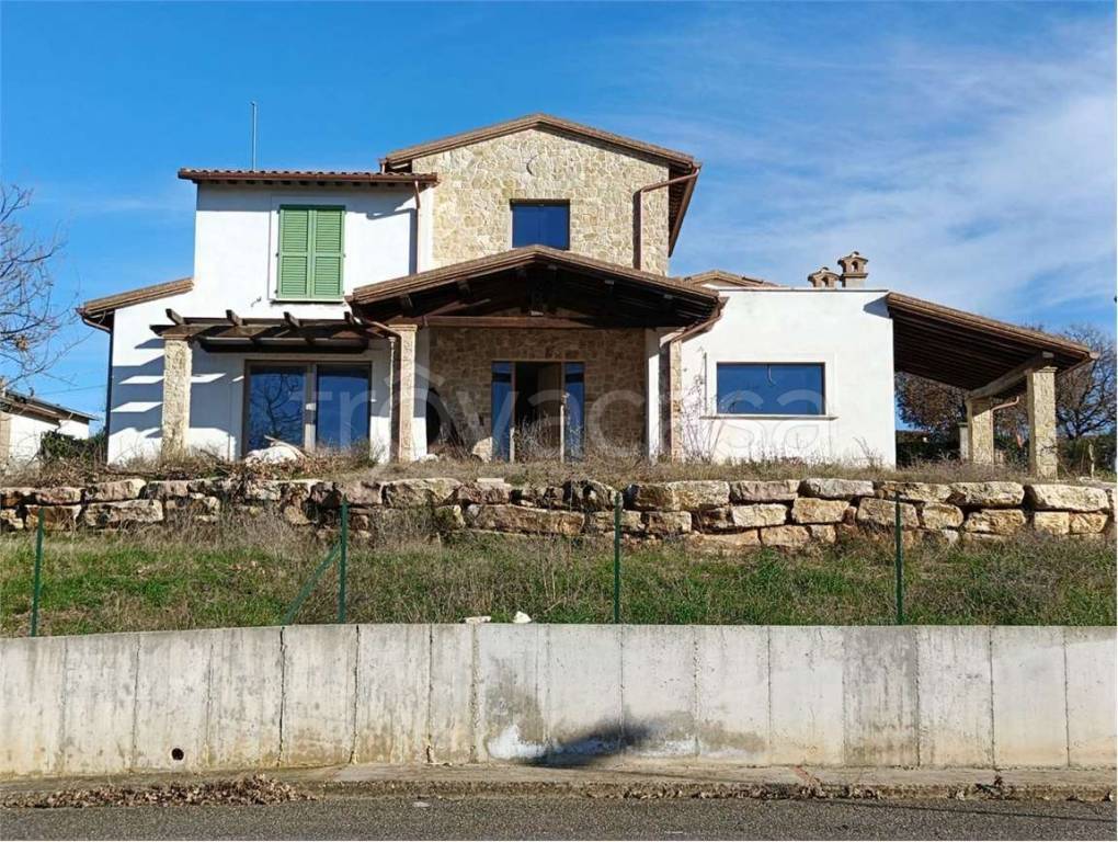 Casa Indipendente in vendita a Gualdo Cattaneo san terenziano collenocco, 0