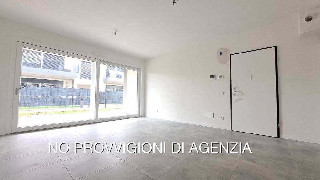 Appartamento in vendita a Bizzarone via Ratti