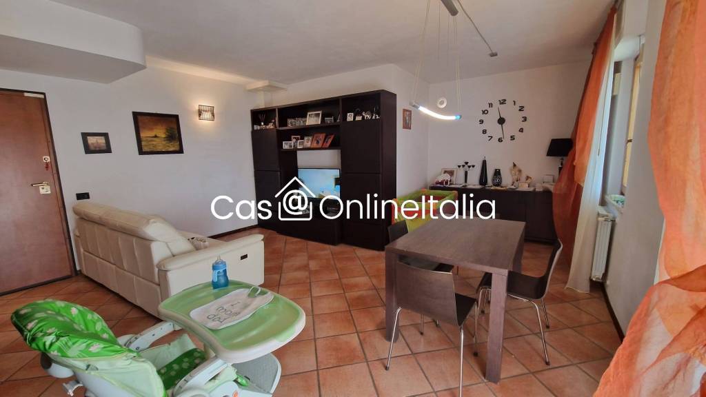 Appartamento in vendita a Colle di Val d'Elsa via Firenze, Agrestone, Colle val d'Elsa, 24