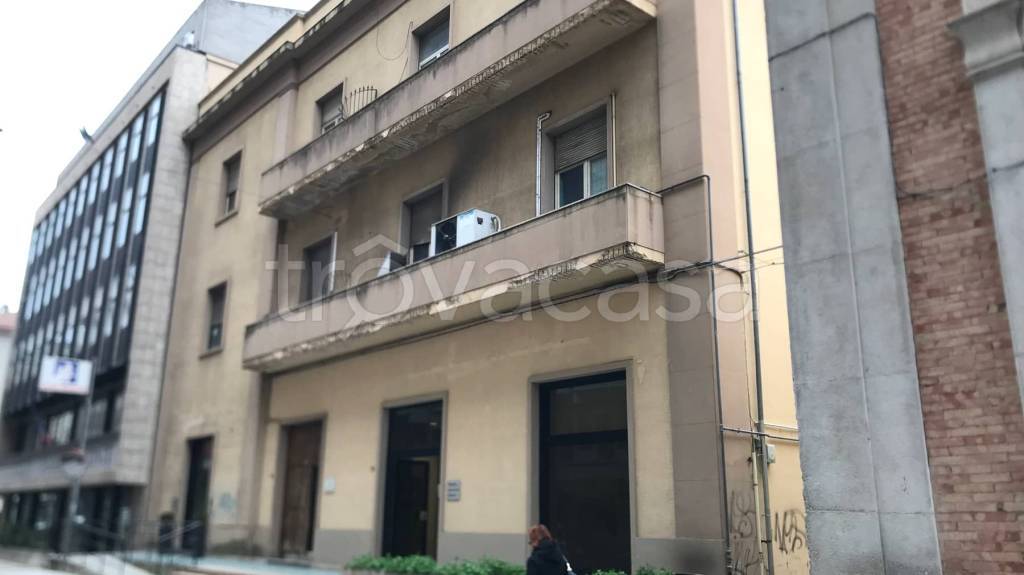 Ufficio in vendita a Campobasso via Giuseppe Garibaldi, 21, 86100