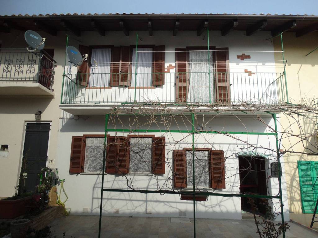 Appartamento in in vendita da privato a Camino vicolo Camillo Benso di Cavour