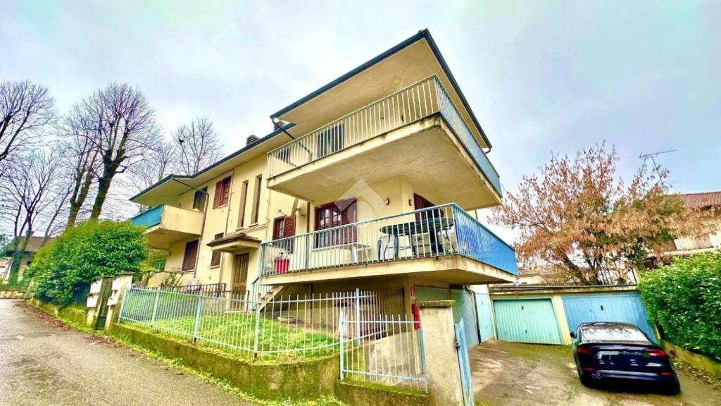 Appartamento in vendita a Godiasco Salice Terme via I.Mangiagalli, 7