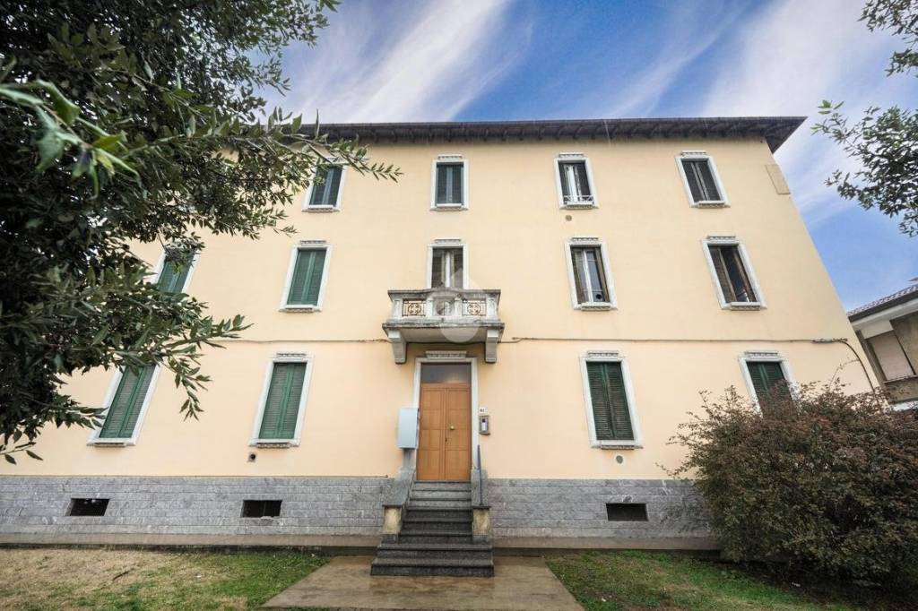 Appartamento in vendita a Biassono via porta d'arnolfo, 82