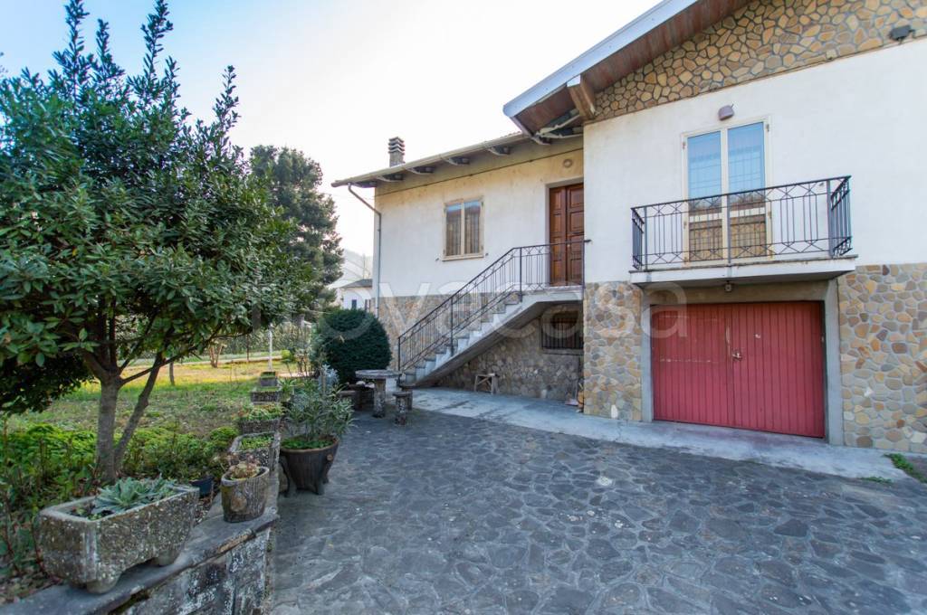 Villa Bifamiliare in vendita a Sasso Marconi via Val di Setta