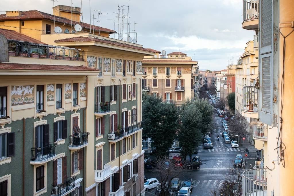 Appartamento in vendita a Roma via Tronto