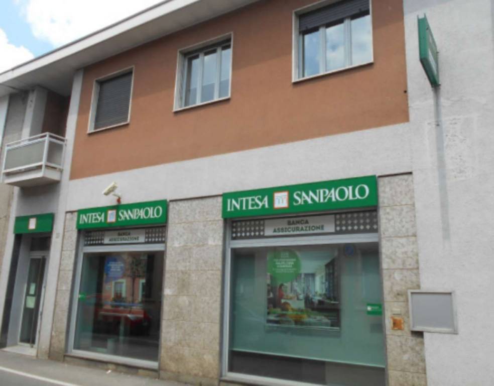 Filiale Bancaria in vendita a Rovello Porro via Piave 22