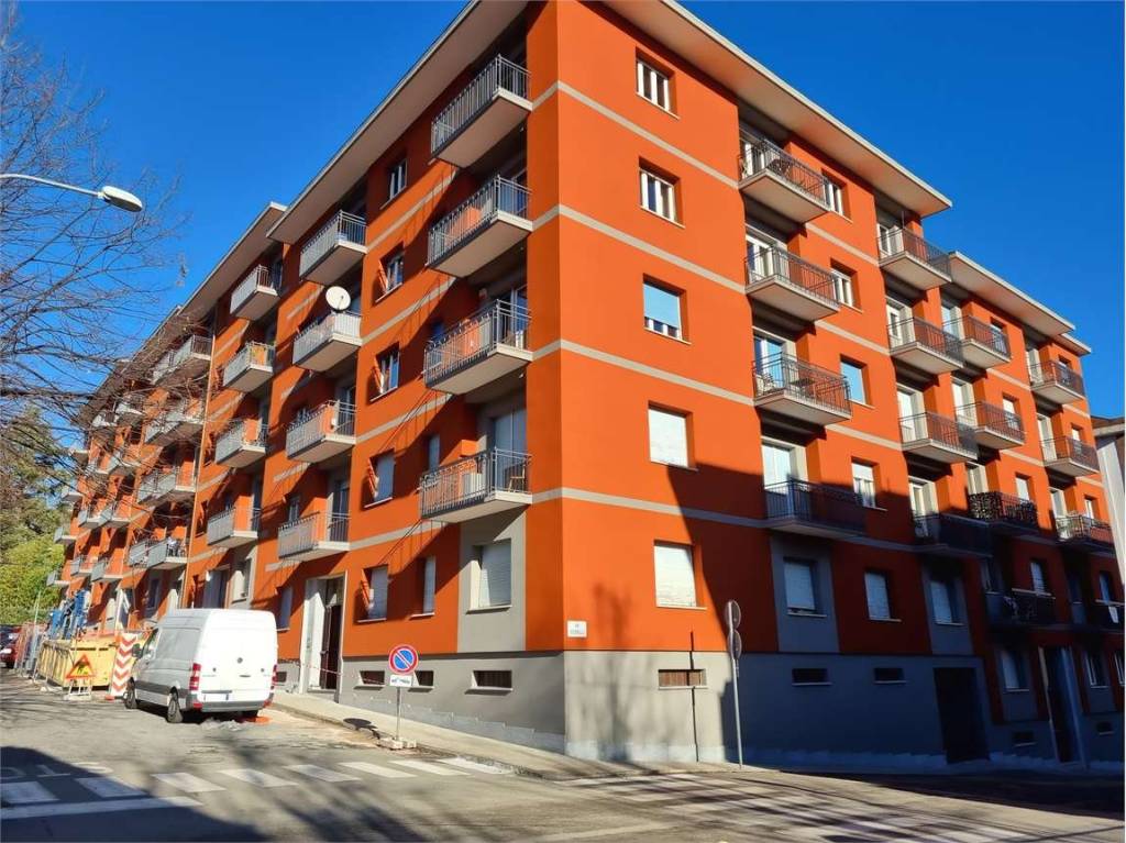 Appartamento in vendita a Pinerolo via San Giovanni, 8