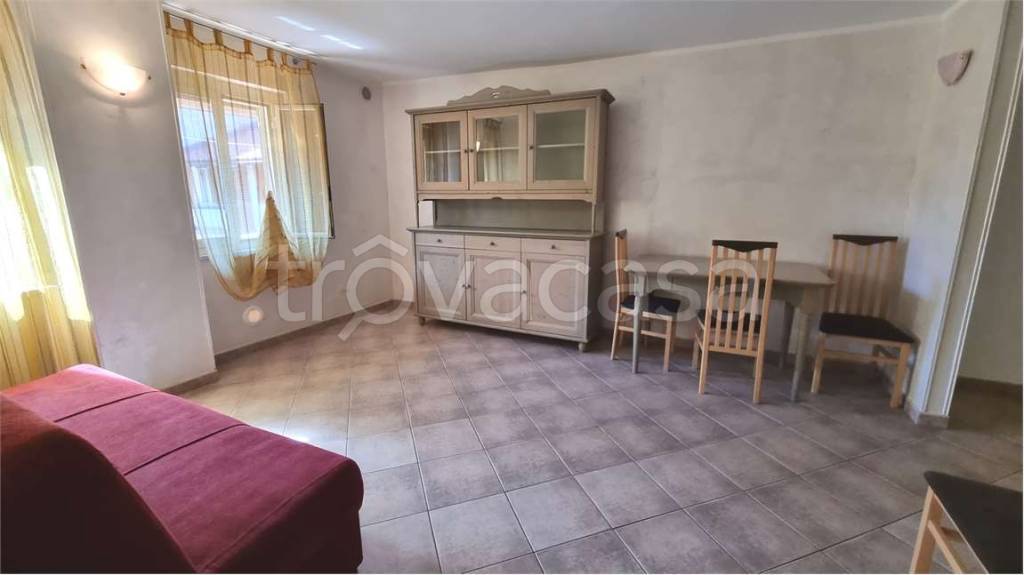 Appartamento in vendita a Pinerolo via Mazzini, 17
