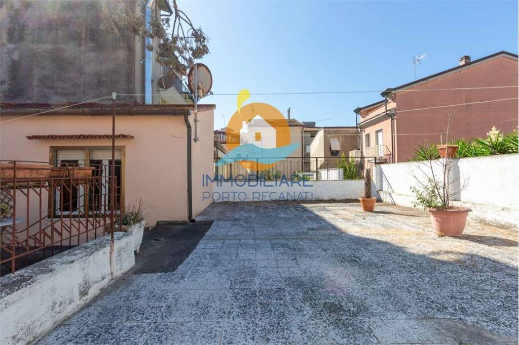 Appartamento in vendita a Porto Recanati via Degli Orti, 52