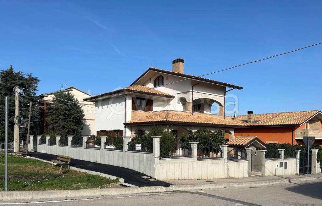 Villa in vendita a Treglio contrada san giorgio, -1