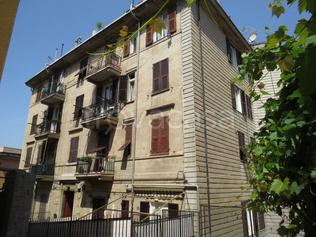 Appartamento in vendita a Genova via della Zebra, 2a