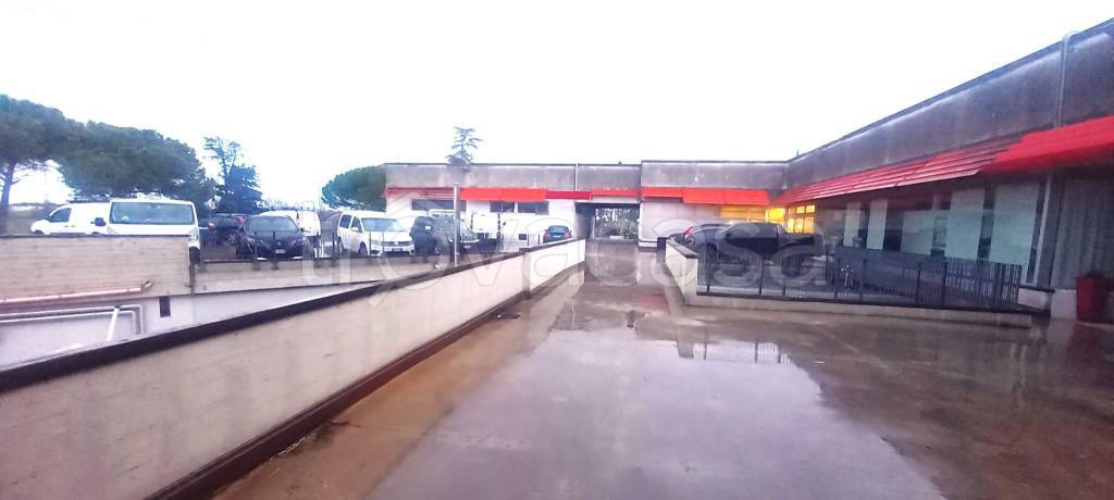 Capannone Industriale in vendita a Rimini via Marecchiese, 254C