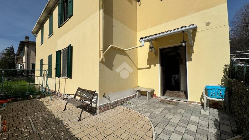Appartamento in vendita a Riolo Terme via Friuli, 21