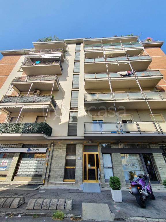 Appartamento in vendita a Parma via Genova n.2