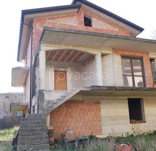 Villa in vendita a Monteforte Irpino via Taverna Campanile 45