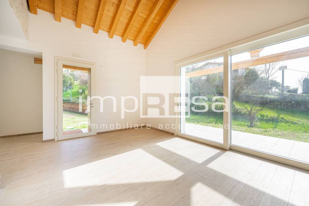 Villa in vendita a Conegliano via Benedetto Croce, 15