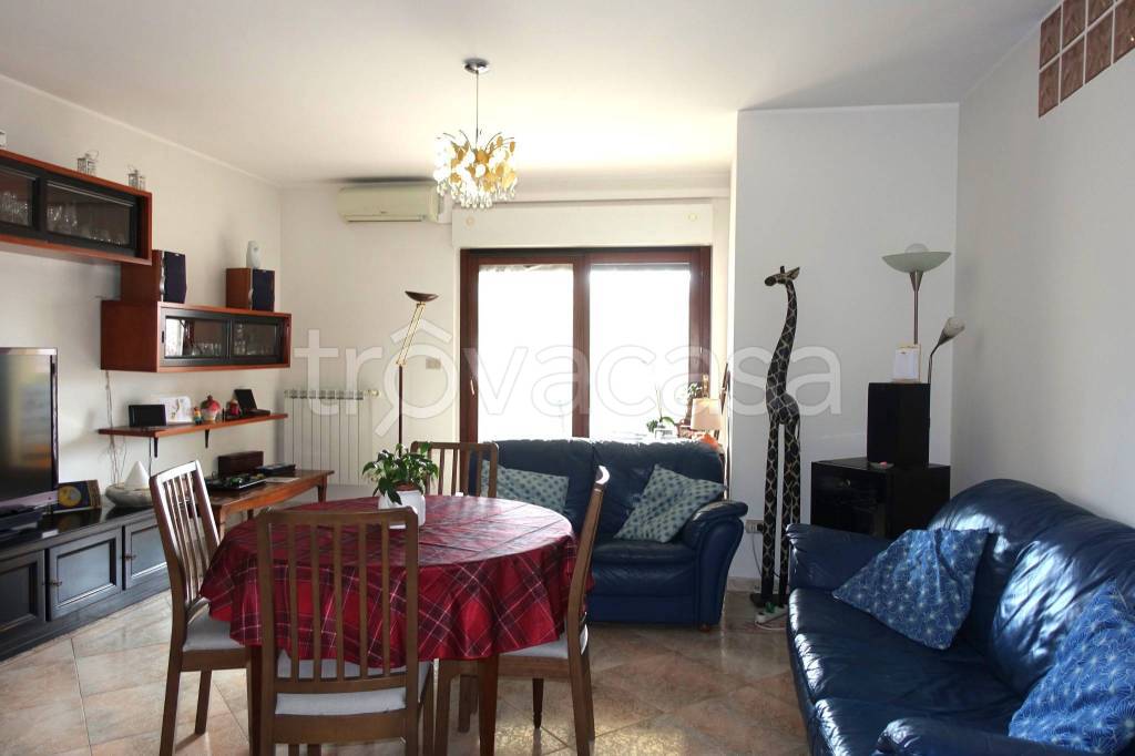 Appartamento in vendita a Pescara via Monte Faito, 20
