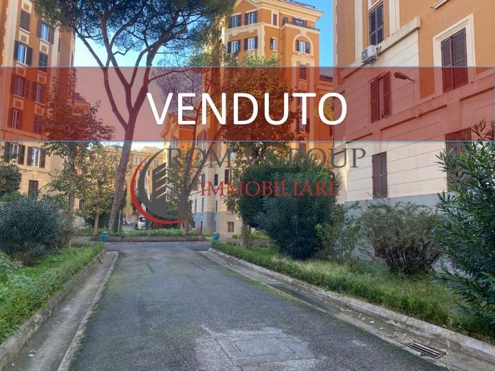 Appartamento in vendita a Roma via Enna