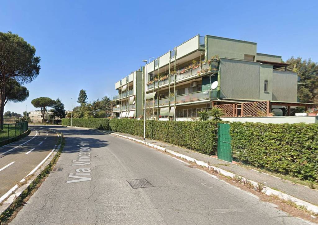 Appartamento in affitto a Roma via Vincenzo Petra
