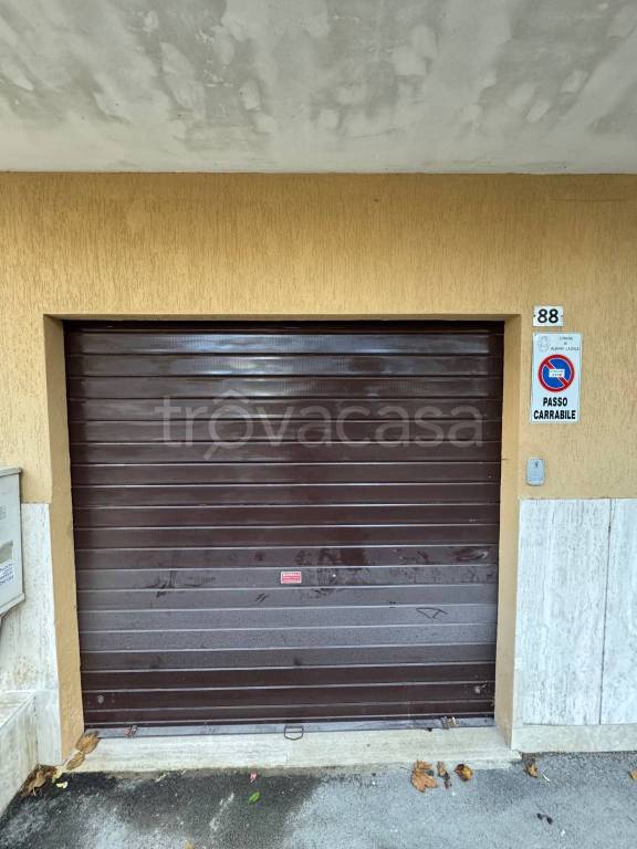 Garage in vendita ad Albano Laziale via Virgilio, 88