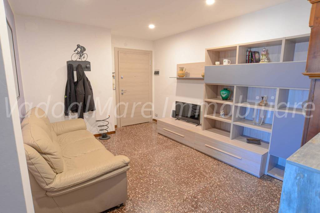 Appartamento in vendita a Vado Ligure via Piave, 228