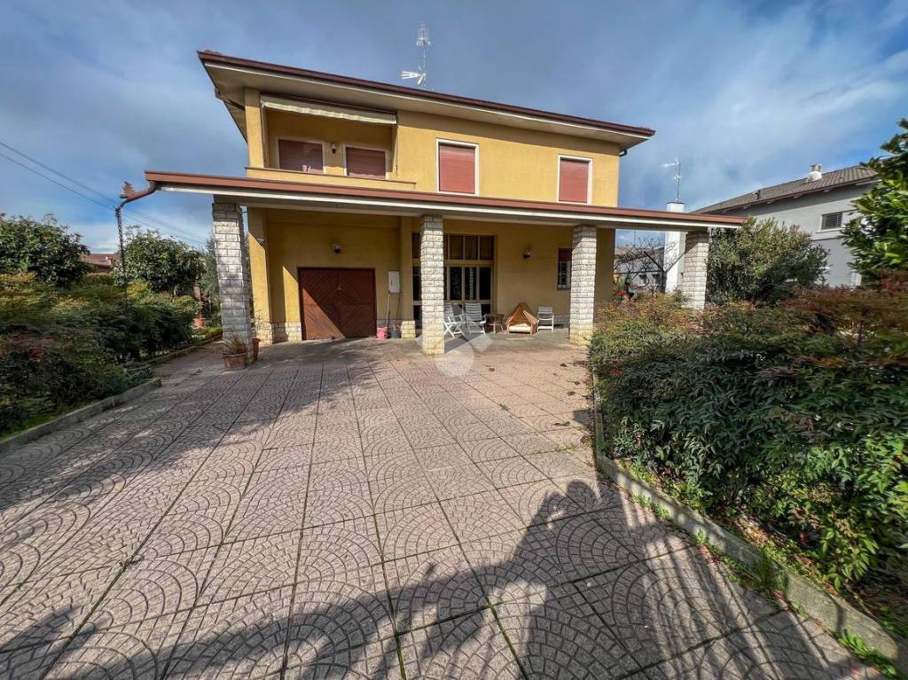 Villa in vendita a Manerbio via a. Lunardi, 20