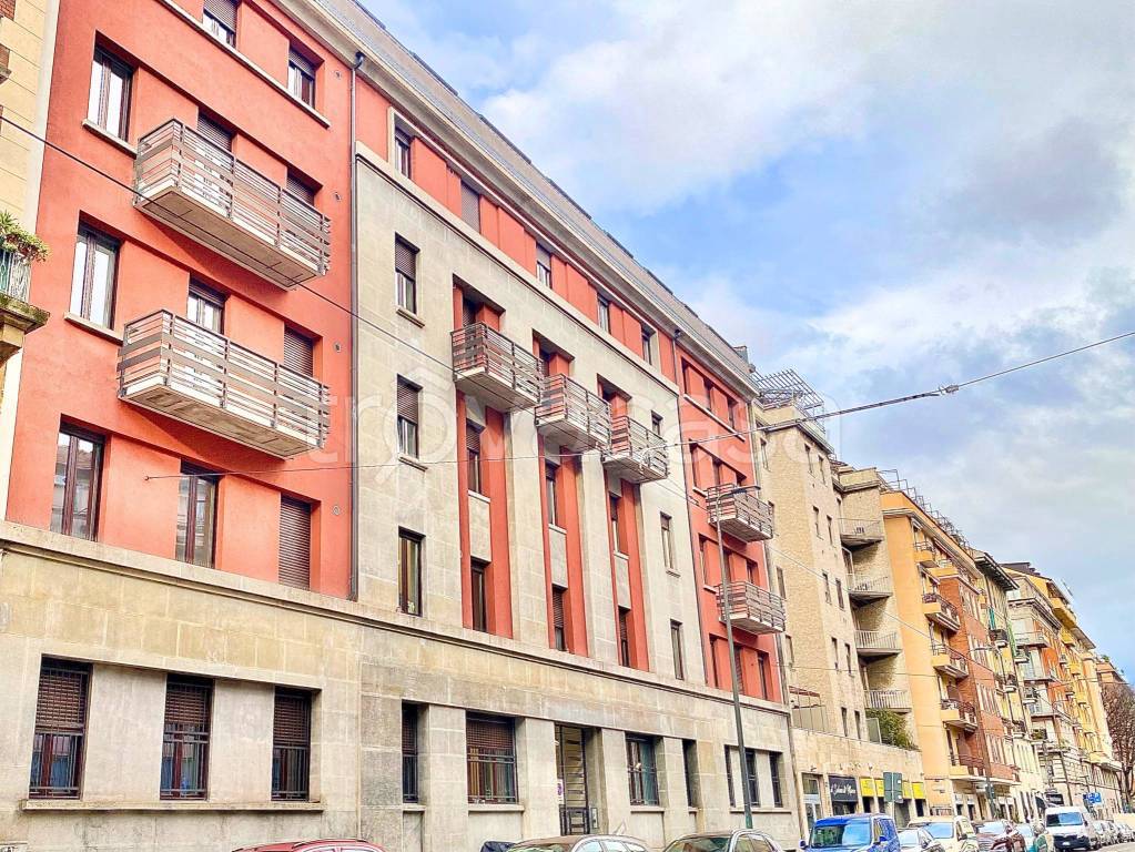 Appartamento in vendita a Milano via Beato Angelico, 21