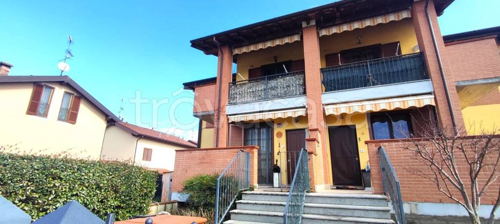 Villa a Schiera in vendita a Ceranova via Arturo Toscanini, 31