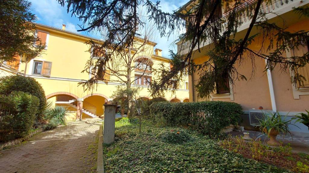 Appartamento in vendita a Bologna via Porrettana