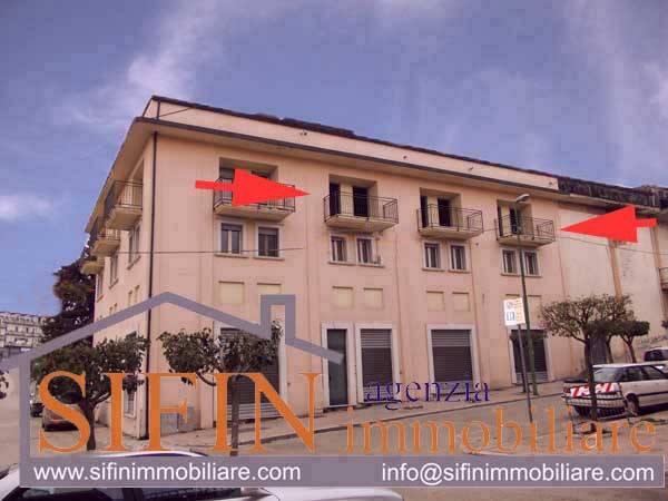 Appartamento in vendita a Grottaminarda via Largo Mercato