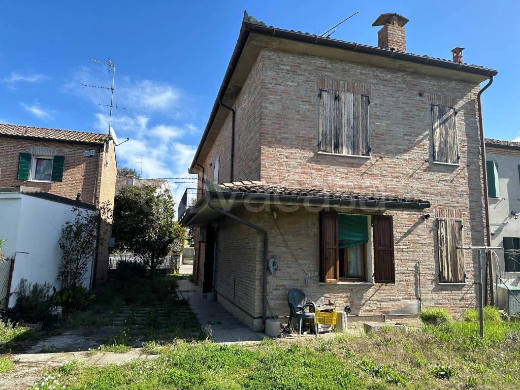 Casa Indipendente in vendita a Ferrara via Santa Margherita, 153