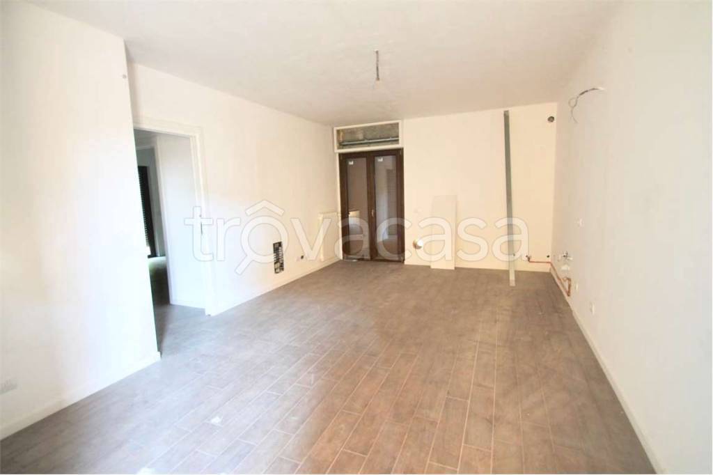 Appartamento in vendita a Castano Primo via Prealpi, 6