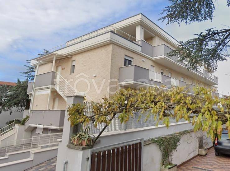 Appartamento in in vendita da privato a Fermo via Pietro Loreta, 6