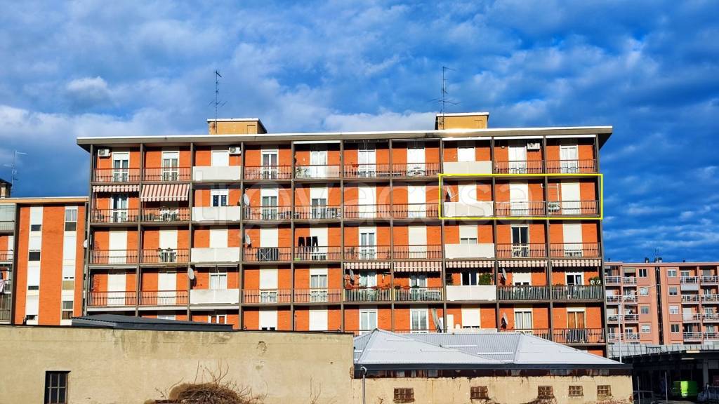 Appartamento in vendita a Biella via Abruzzi