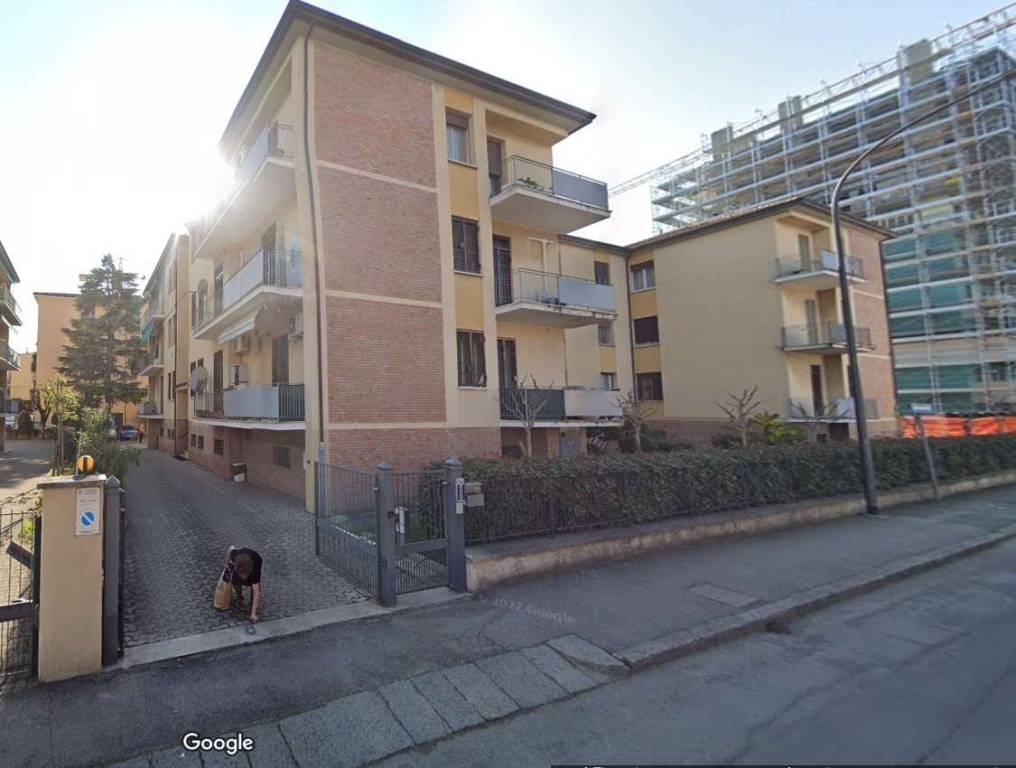 Appartamento all'asta a Bologna via Jacopo di Paolo, , 37