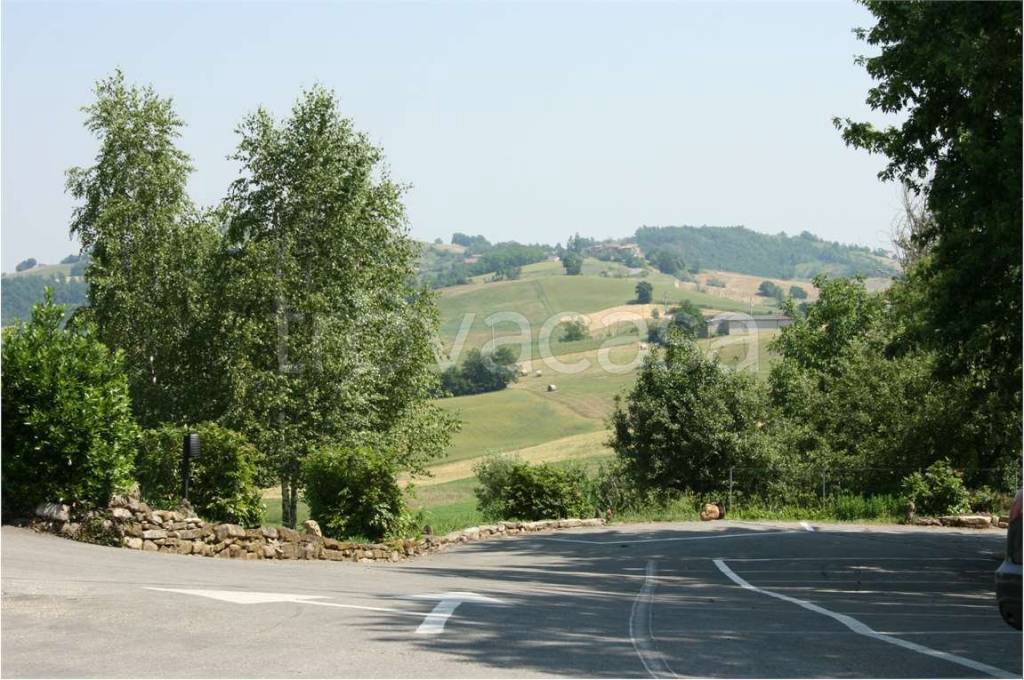 Terreno Residenziale in vendita a Lugagnano Val d'Arda rustigazzo