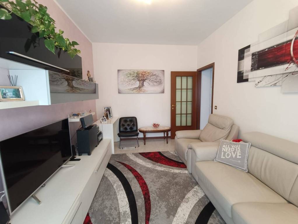 Appartamento in vendita a Milano via Cardinale Branda Castiglioni, 2