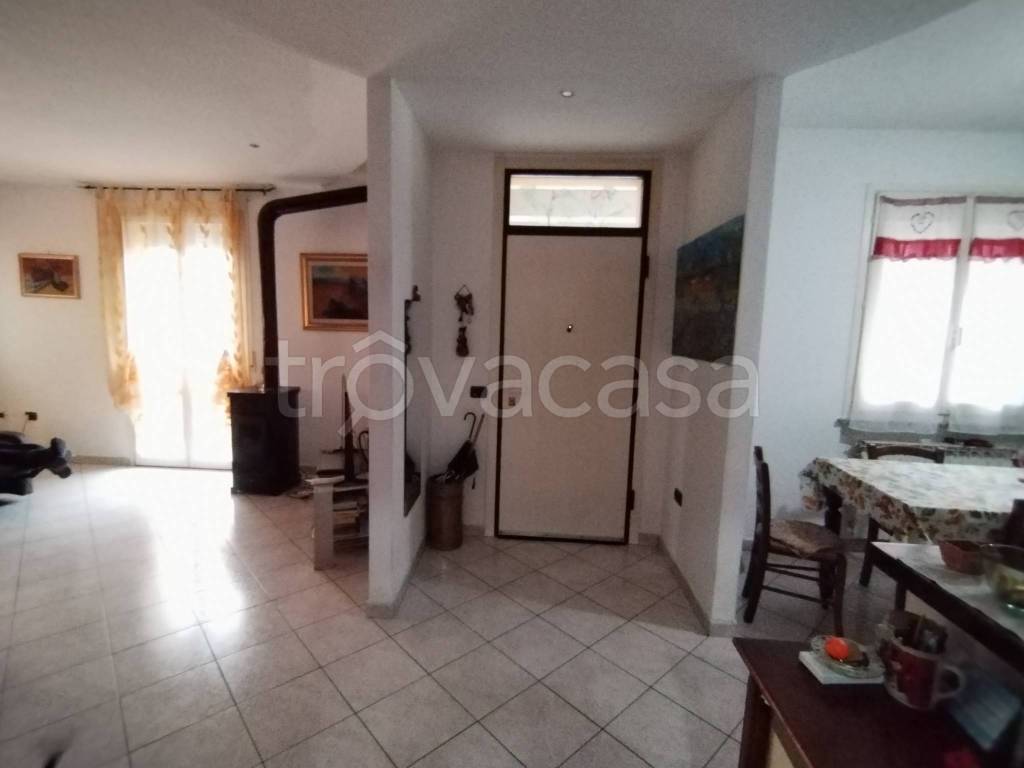 Appartamento in vendita a Montescudo-Monte Colombo via Asilo, 6