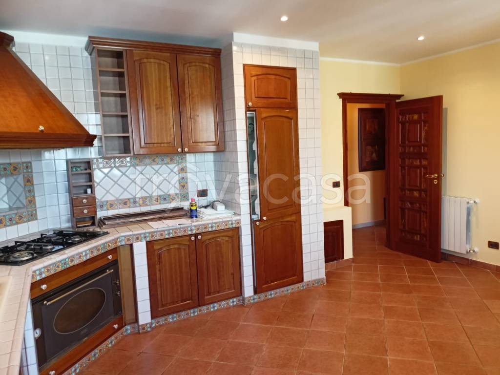 Appartamento in vendita a Palermo viale Croce Rossa
