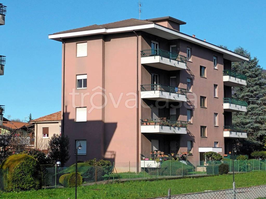 Appartamento in vendita a Induno Olona via Cappelletta, 10