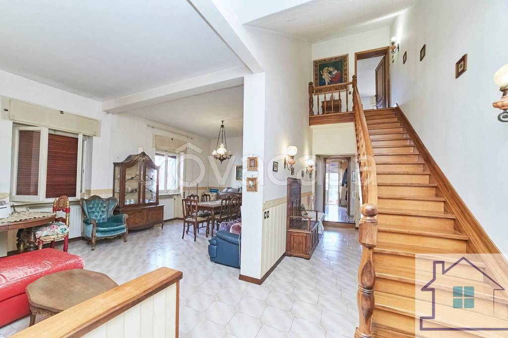 Appartamento in vendita a Grottaferrata via Isonzo, 136