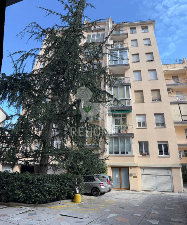 Appartamento in vendita a Udine via Savorgnana 22